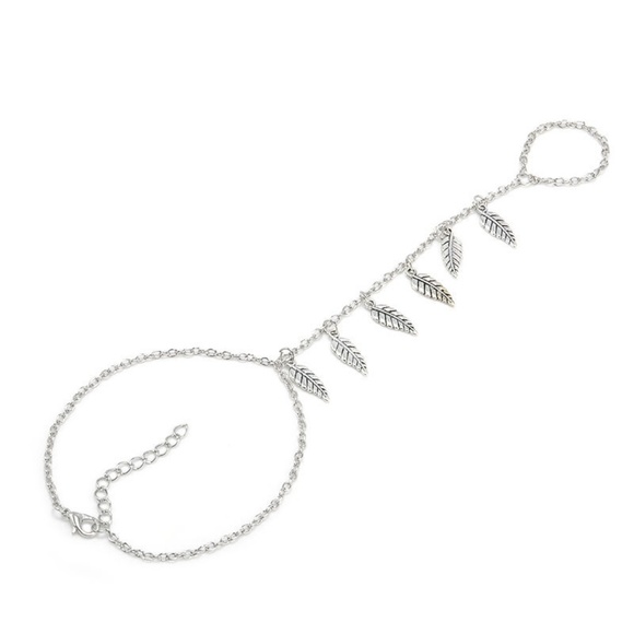 Silver Leaf Boho Barefoot Sandal Anklet - Picture 6 of 8